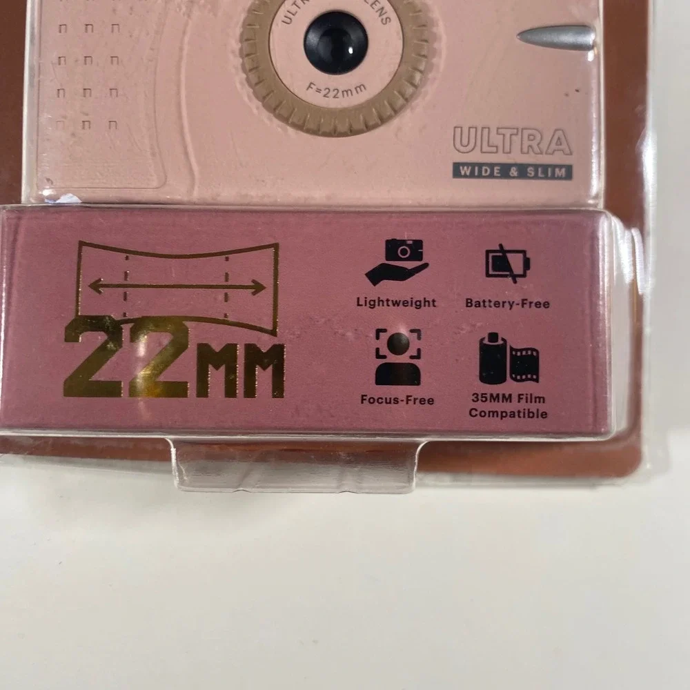 RETO Ultra Wide and Slim 35mm Film Camera 22mm‎ Lens Pastel Pink Point and Shoot